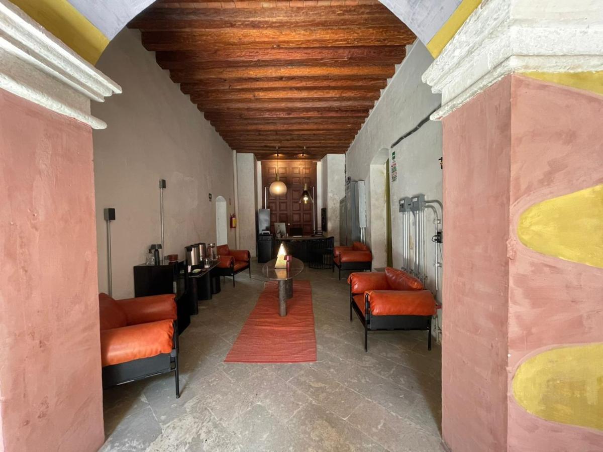 Pug Seal Oaxaca Hotell Exteriör bild